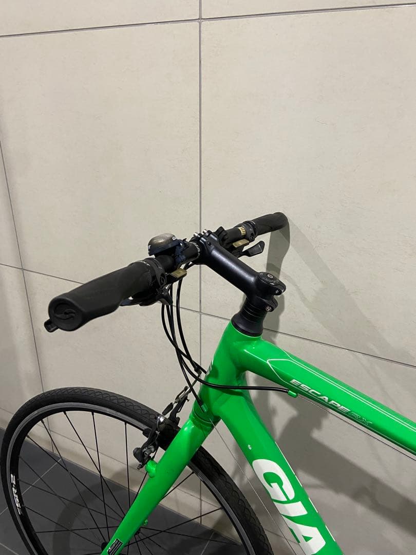 美品！GIANT ESCAPE RX3 クロスバイク　ジャイアント　エスケープ