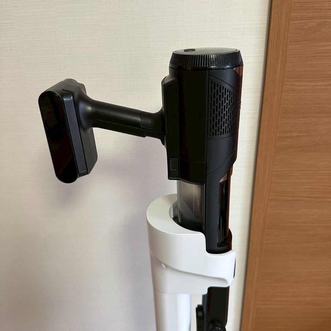 シャークCLEAN SENSE IQ IW3241JBK スティッククリーナー