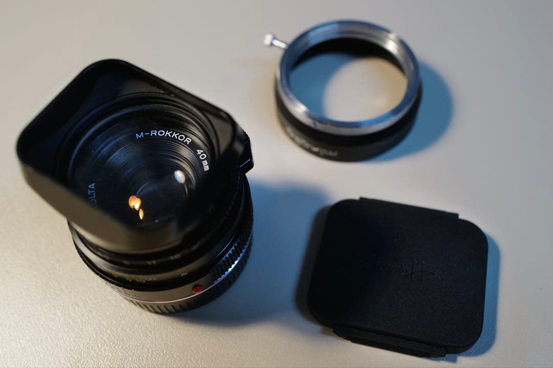 【美品】MINOLTA M-ROKKOR 40mmF2（平行カム） 【おまけ付】