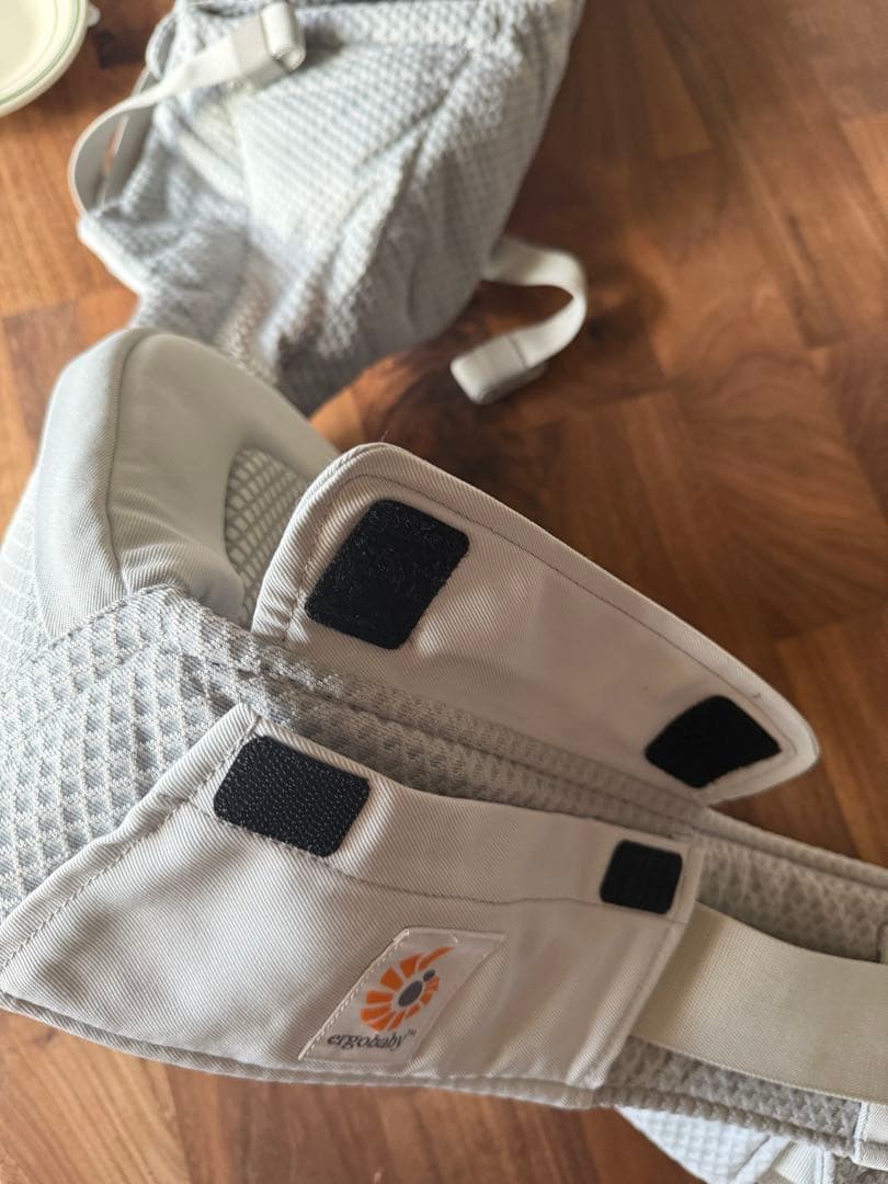 エルゴベビー 抱っこひも ヒップシート Alta パールグレー