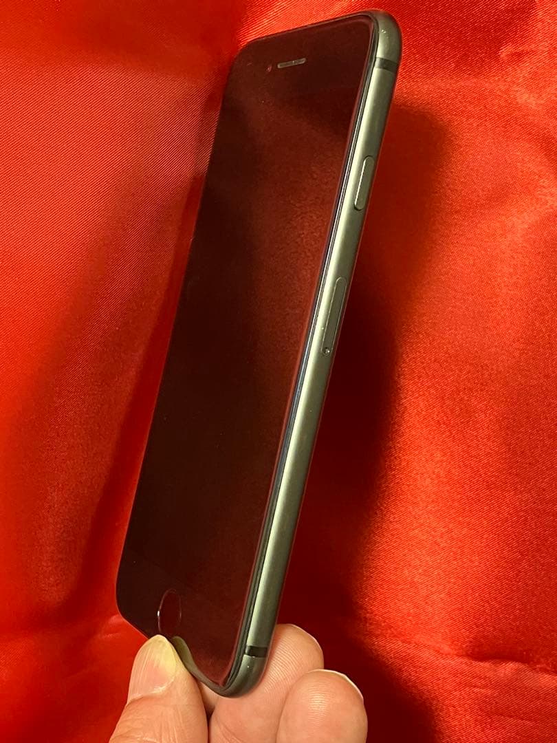 iPhone 8 バッテリー交換済 SIMフリー 64GB