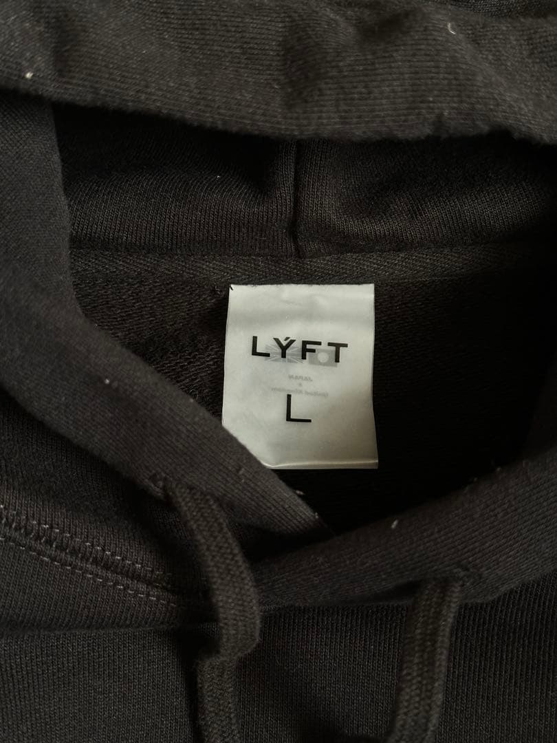 お*ち様 LYFT Ｌサイズ　上下セット　パーカー　ボトムス　ブラック　初期