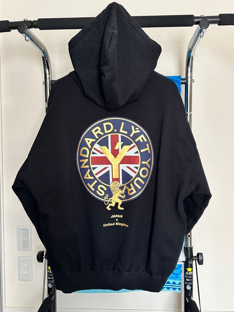 お*ち様 LYFT Ｌサイズ　上下セット　パーカー　ボトムス　ブラック　初期