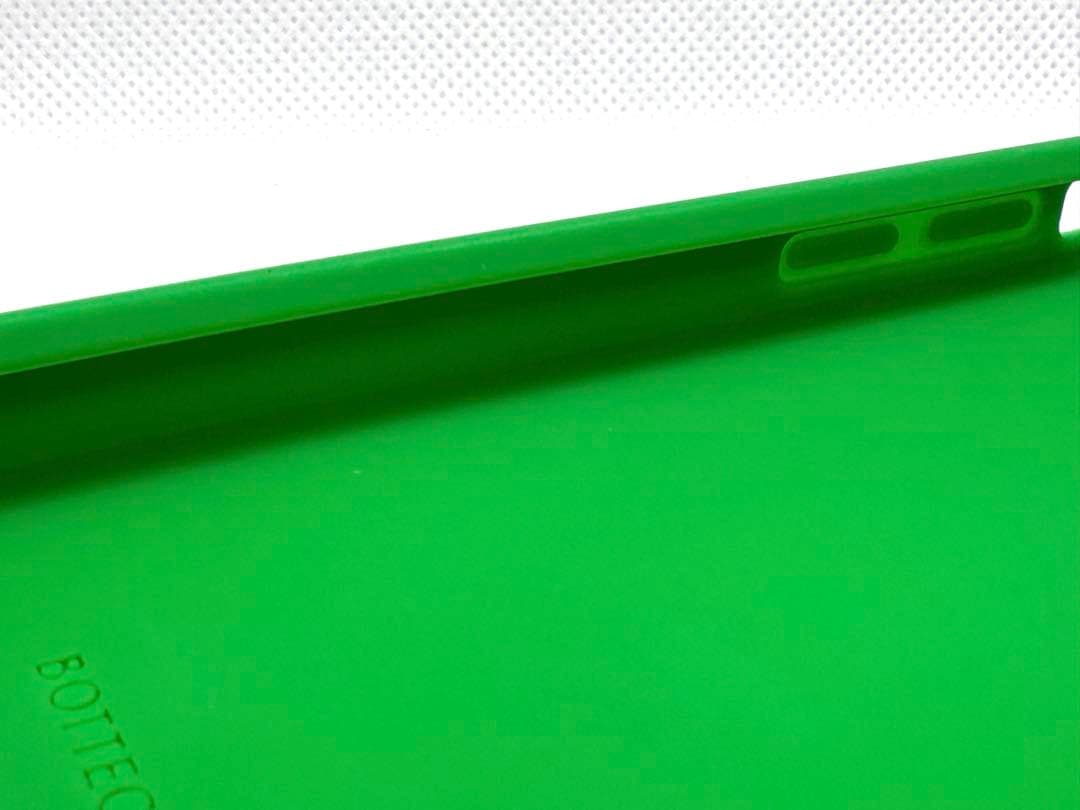 ボッテガヴェネタ BOTTEGA VENETA iphone14pro ケース