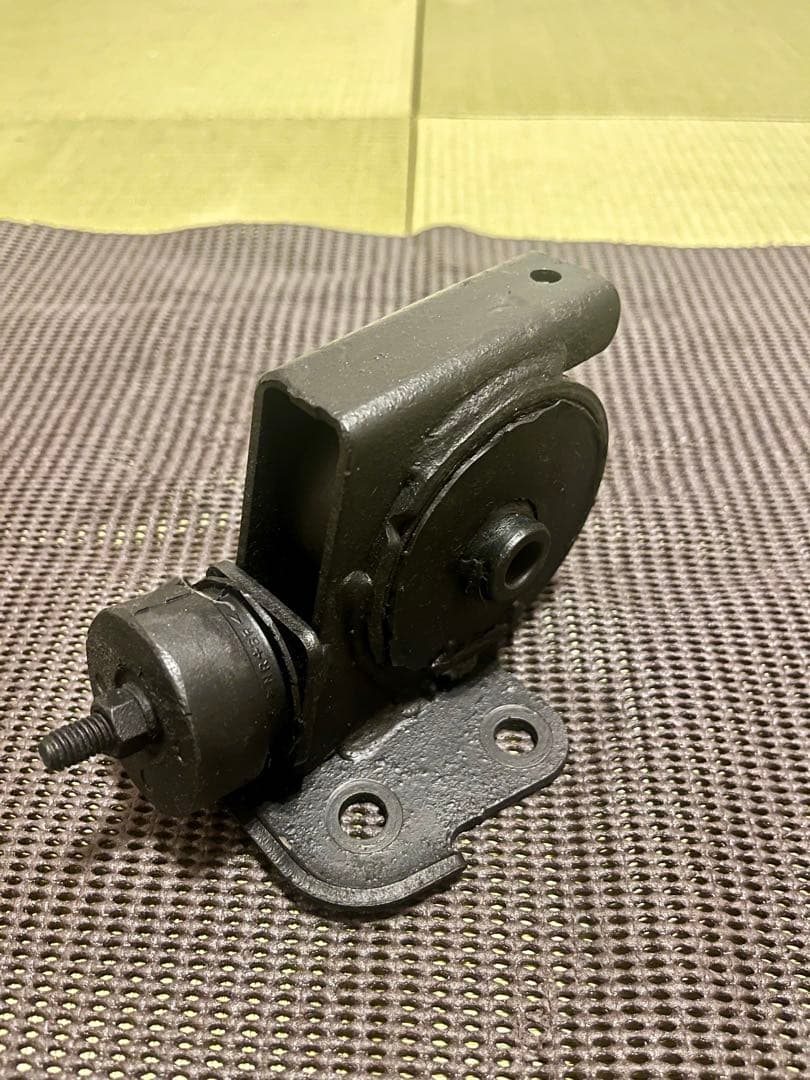 MR-S　テクノプロスピリッツ　強化エンジンマウント 3000km中古