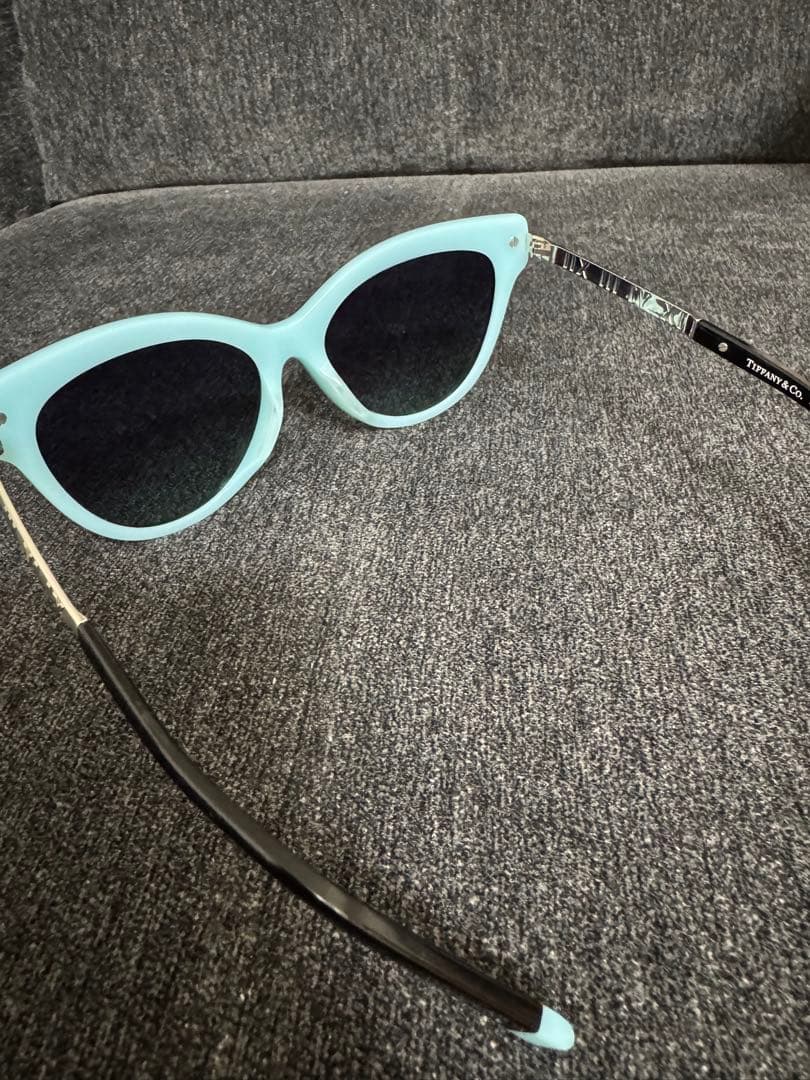 最終価格　新品未使用　ティファニー　サングラス　TF4182F
