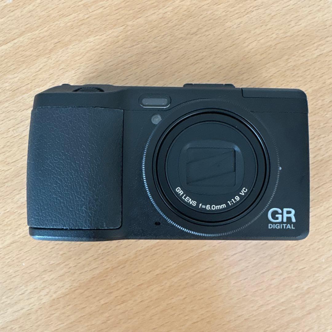 RICOH GR DIGITAL IV ワイドコンバージョンレンズ　付き