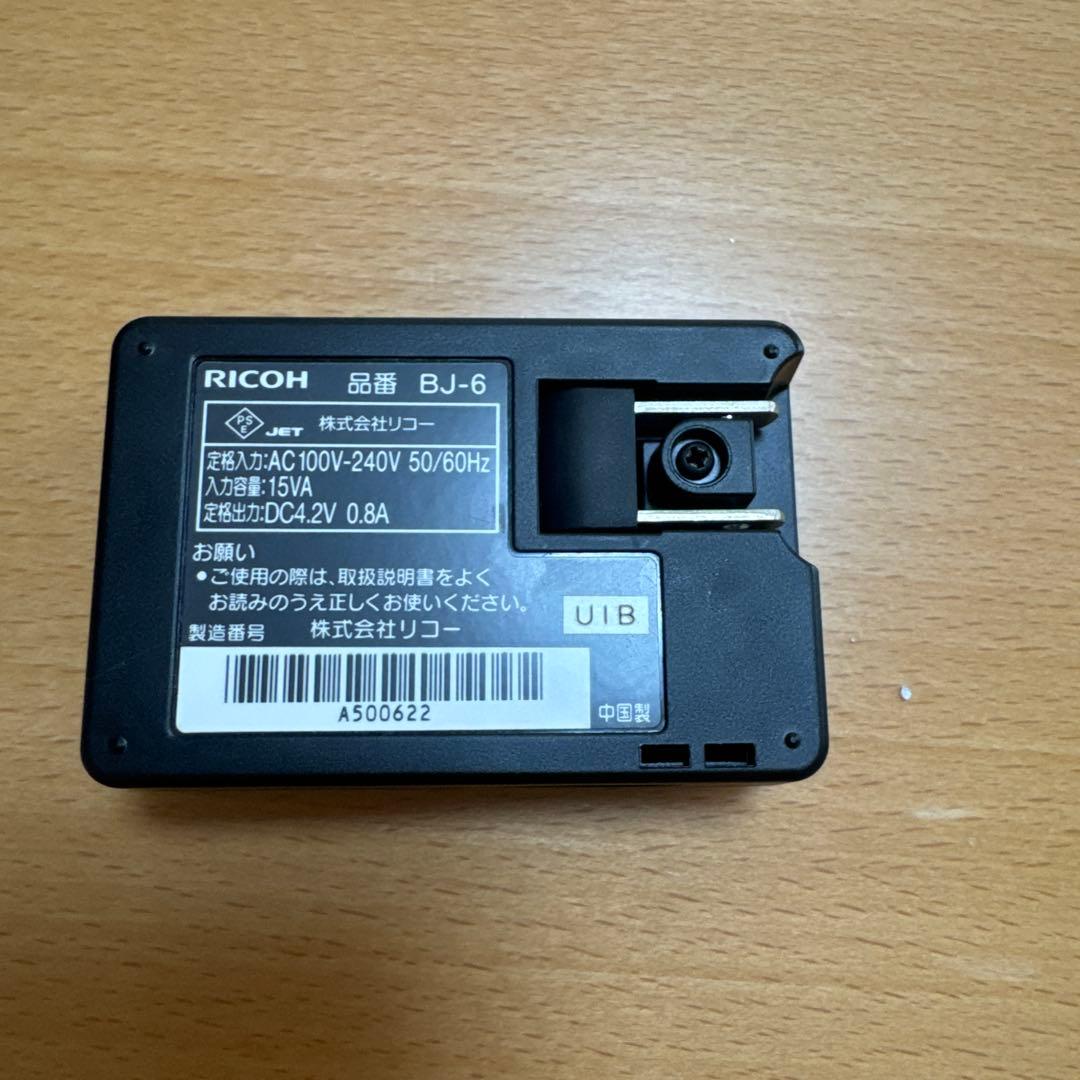 RICOH GR DIGITAL IV ワイドコンバージョンレンズ　付き