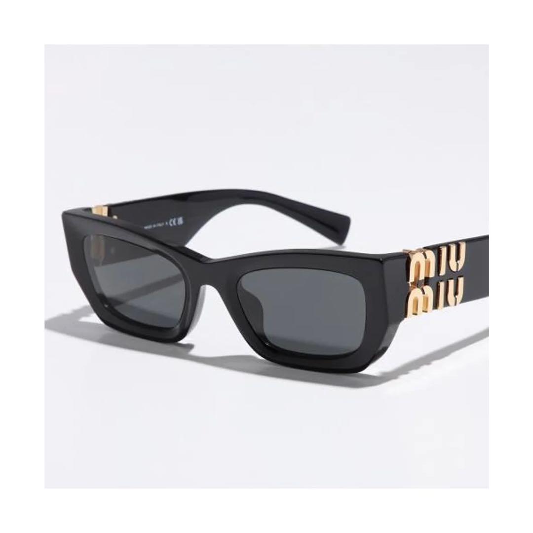 Miu Miu ブラックキャットアイサングラス