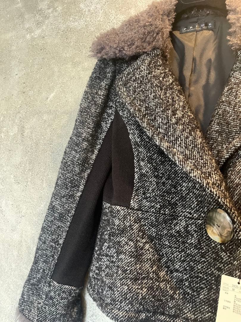 【新品未使用品✨】PRIDE ファー付きダブルブレストジャケット