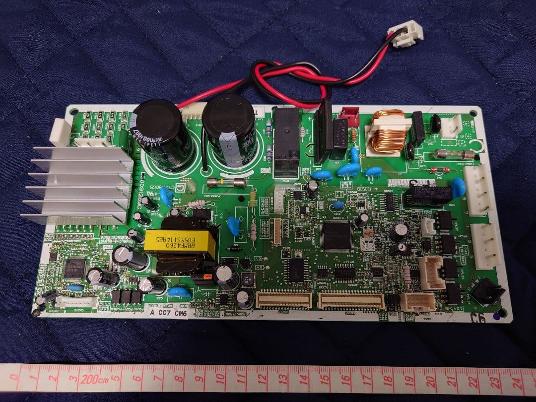 R-C6700 日立 冷蔵庫 制御基板 エラー 点滅 4回 12回 14回 基盤