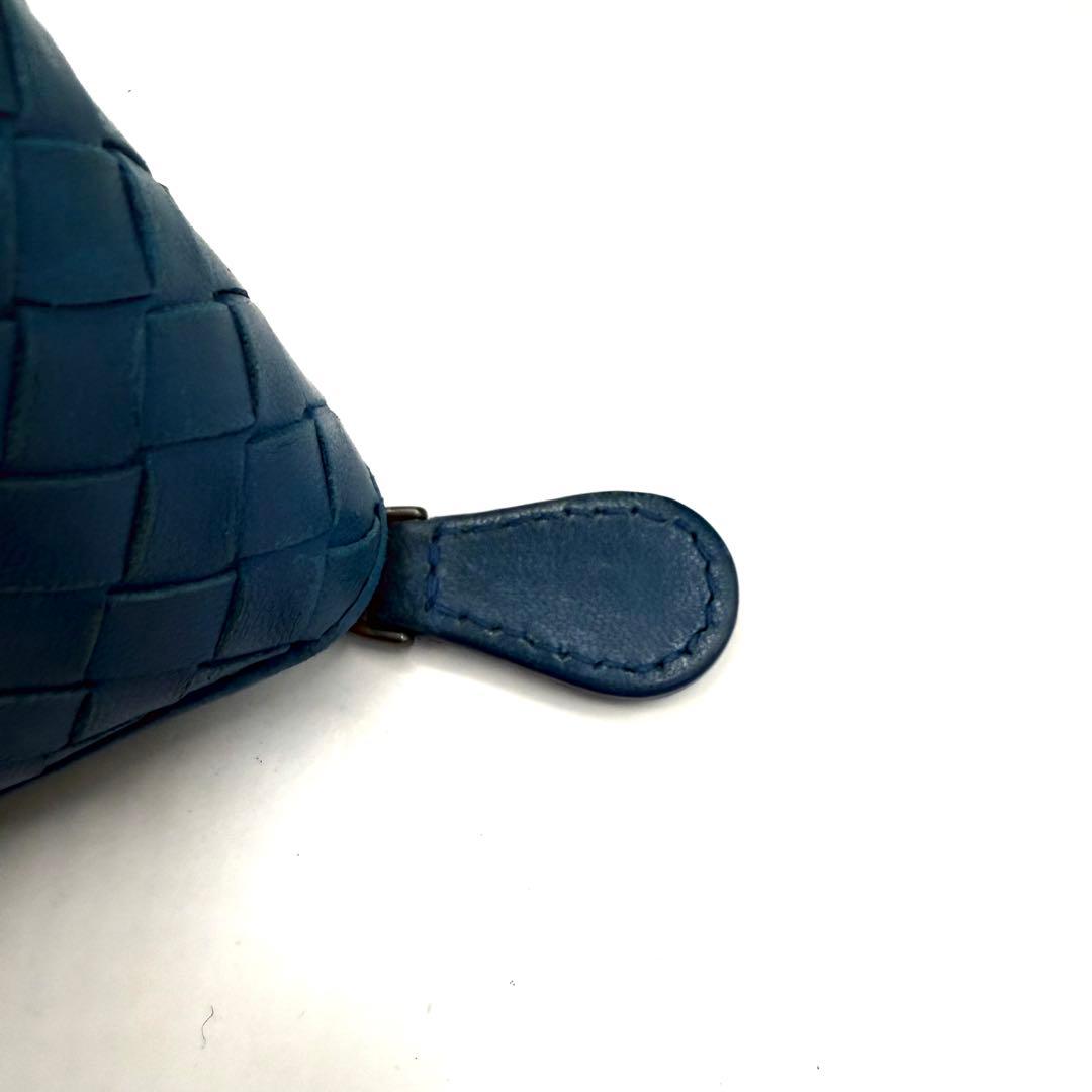 ボッテガヴェネタ 長財布 ラウンドファスナー イントレチャート ブルー