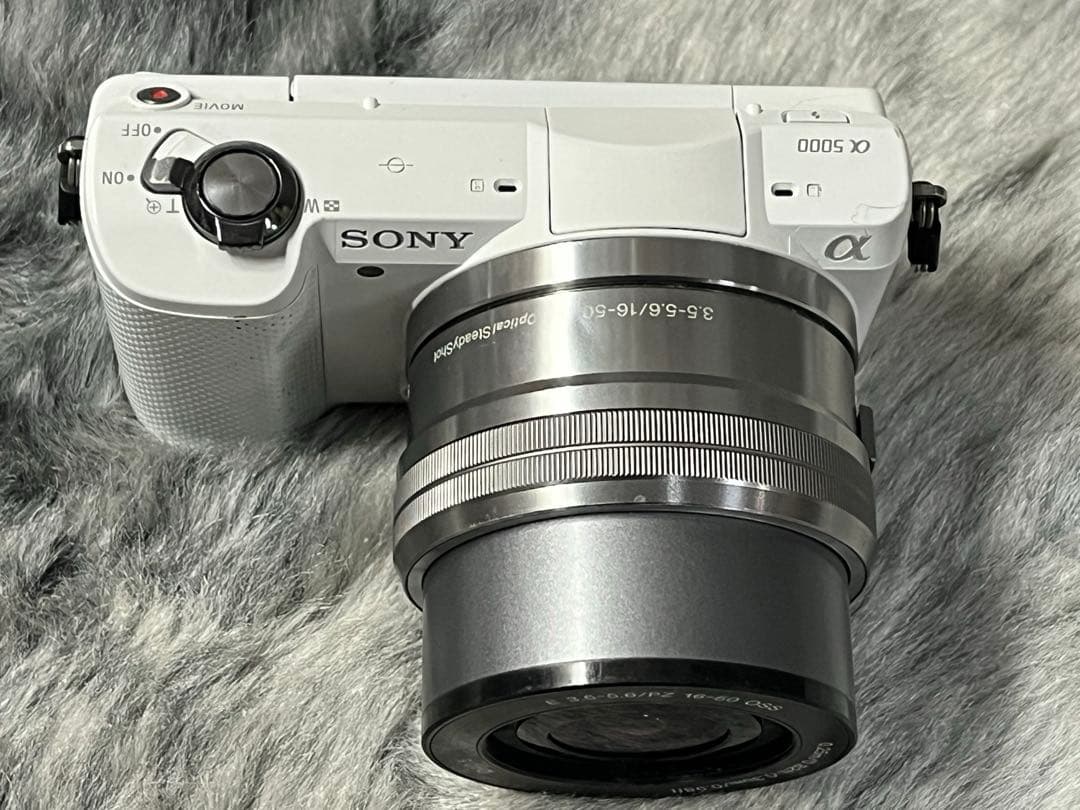 SONY a5000 パワーズームレンズキット ホワイト　ジャンク品　本体のみ