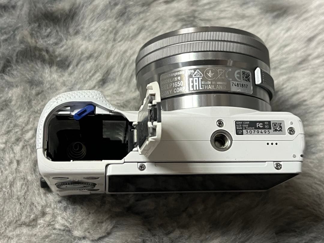 SONY a5000 パワーズームレンズキット ホワイト　ジャンク品　本体のみ