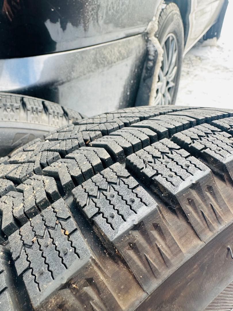 2022年 ブリザックvrx185/60r15 純正ホイール付イボ付き4本セット