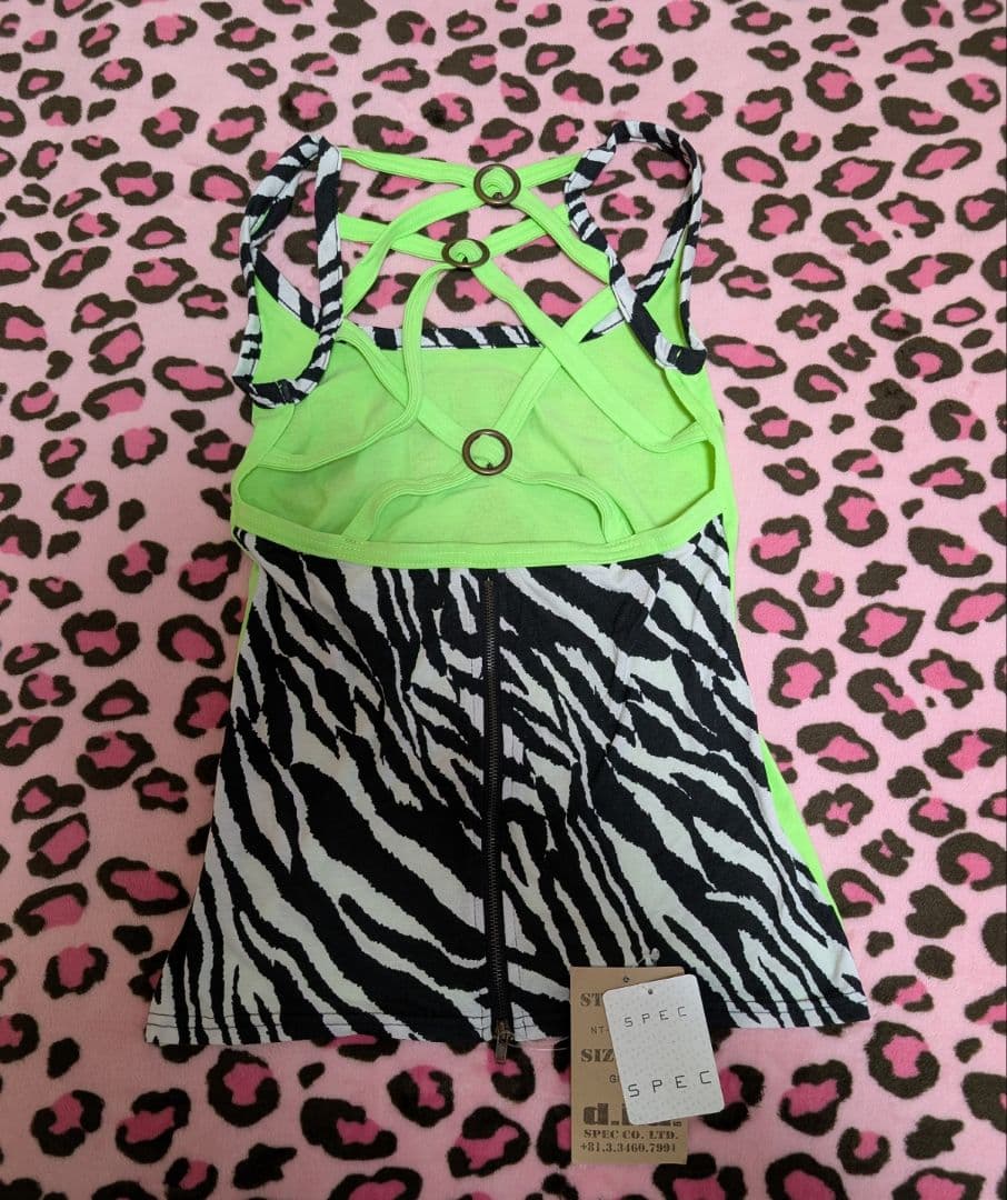 d.i.a. ダイア　トップス　背開き　ゼブラ　新品未使用品　貴重　レア