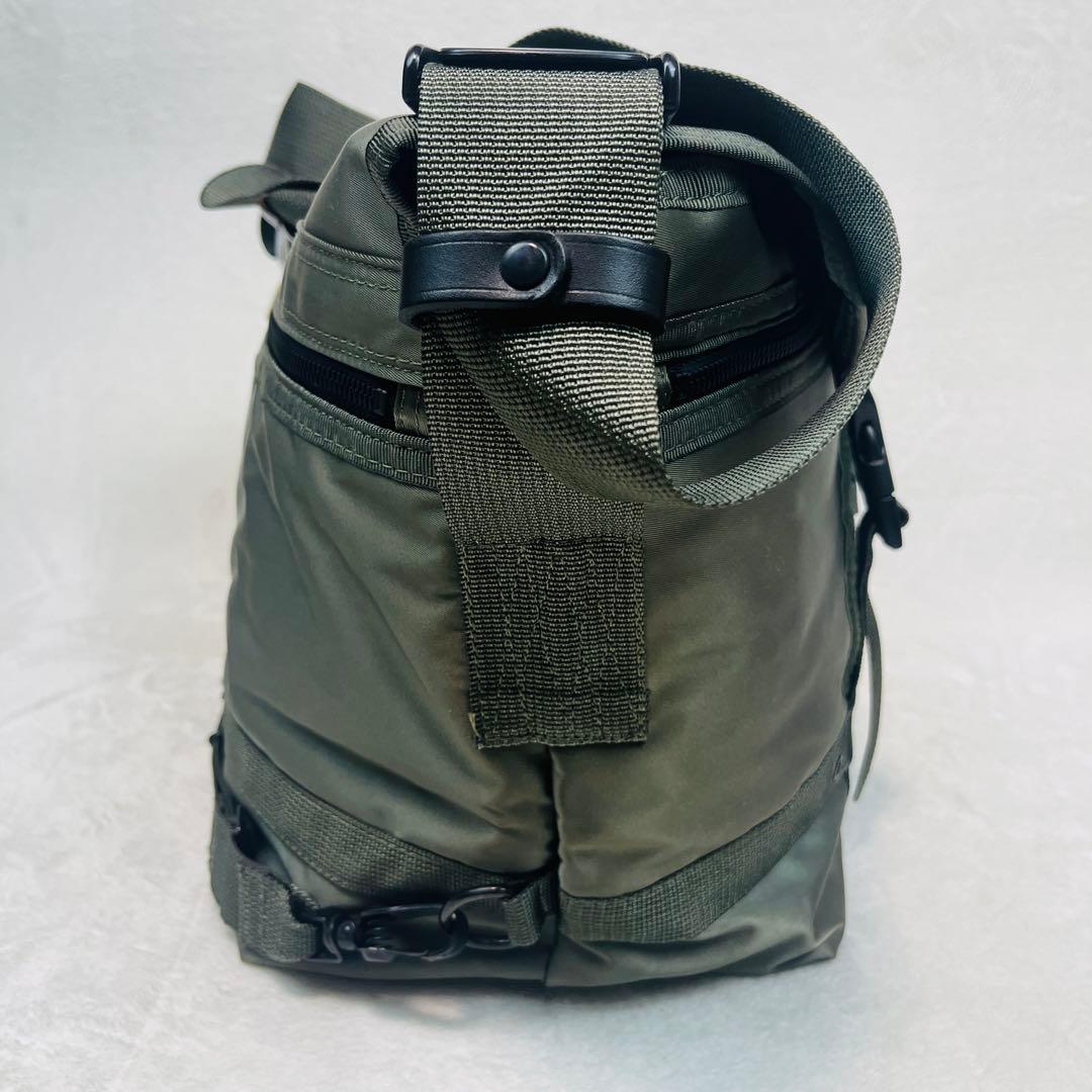 未使用に近い　Luggage Label オリーブグリーン メッセンジャーバッグ