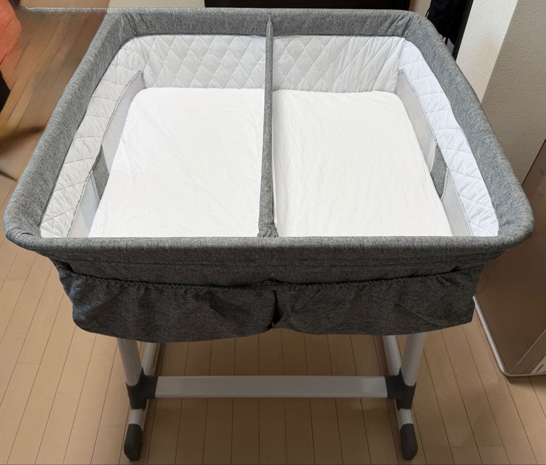 シモンズ双子用ベビーベッド2025/10末購入Delta Children送料込