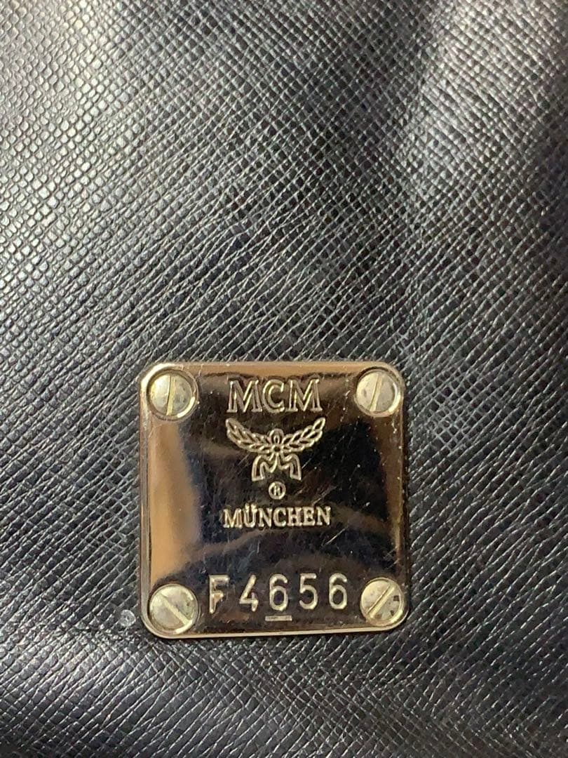 mcm ショルダーバッグ　ビジネスバッグ　サファイアーノ