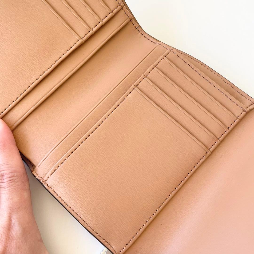 【新品】TORY BURCH 三つ折り財布 ロビンソン トリーバーチ