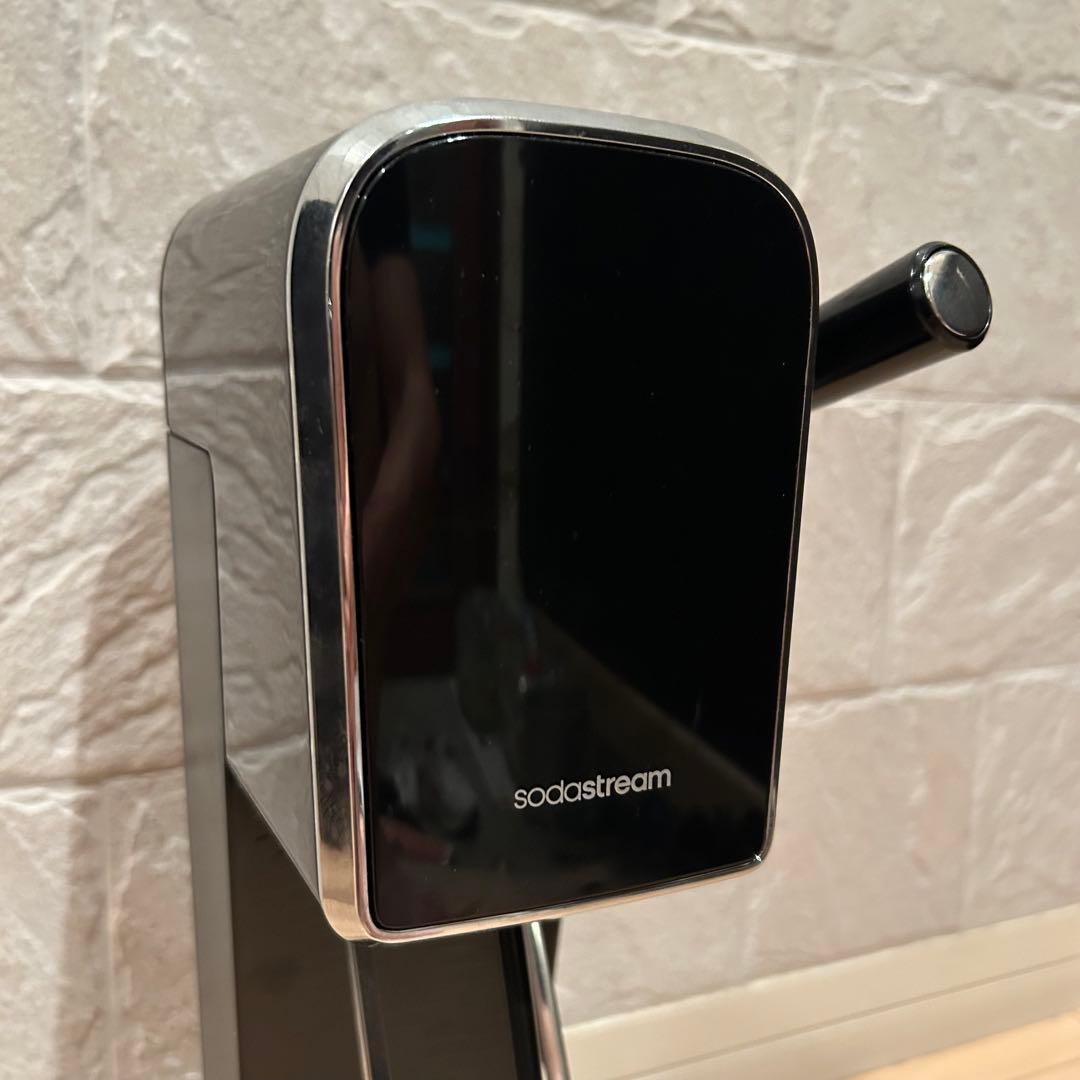 sodastream art 炭酸水メーカー /専用ボトル付