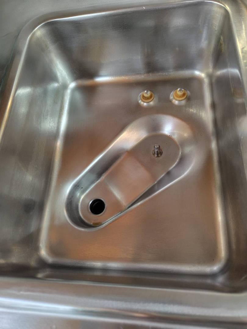 2009年製 パナソニック ソフトクリーム サーバー SSF-M161PN