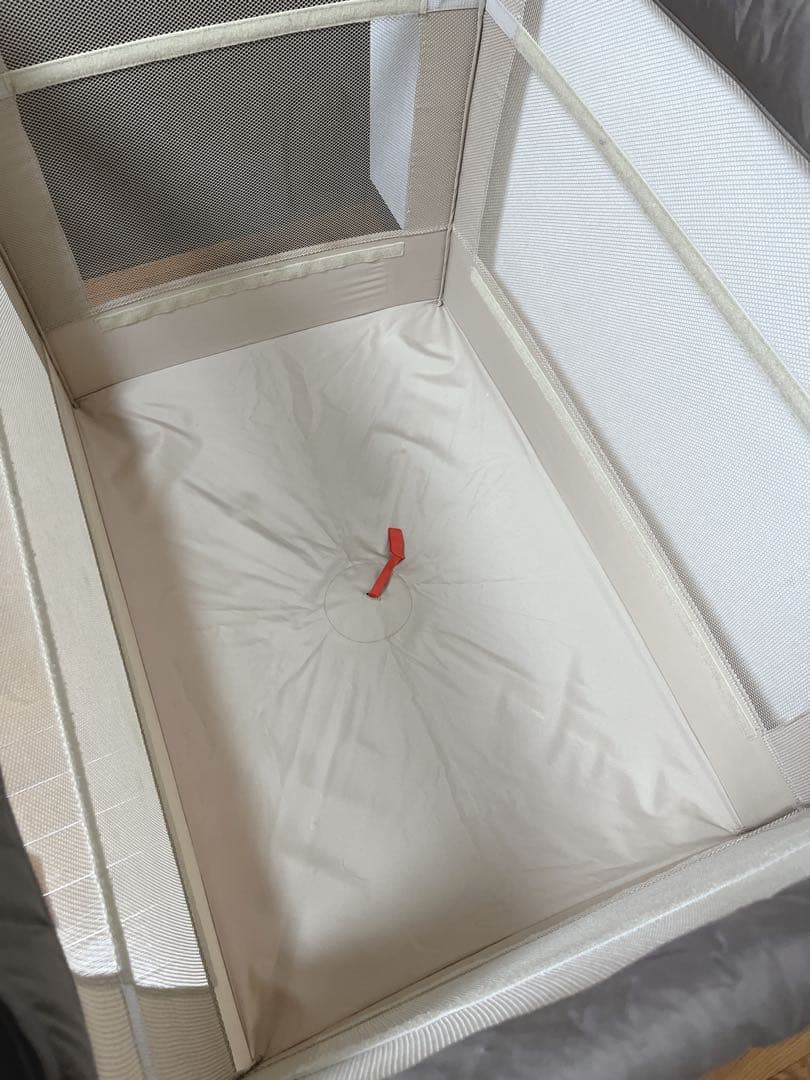 【美品】アップリカ ココネルエアー ベビーベッド サークル 寝具