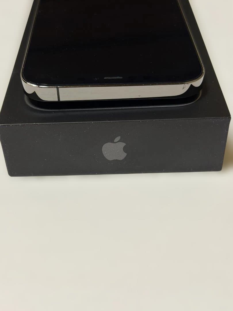 iPhone 12 Pro Max グラファイト 元箱 新品ケース２点おまけ付き