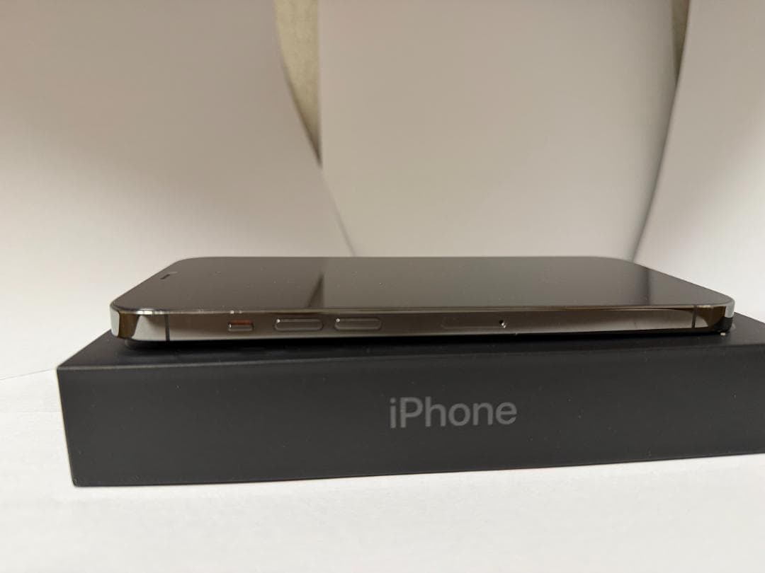 iPhone 12 Pro Max グラファイト 元箱 新品ケース２点おまけ付き