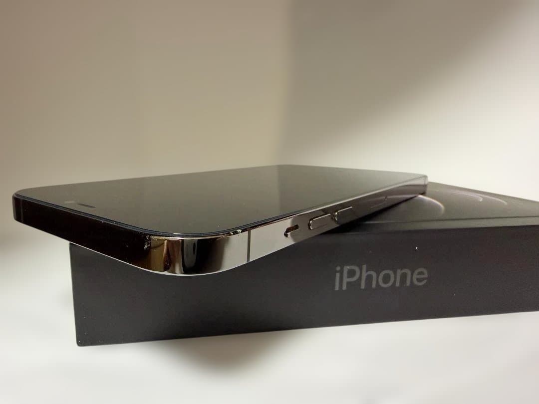 iPhone 12 Pro Max グラファイト 元箱 新品ケース２点おまけ付き