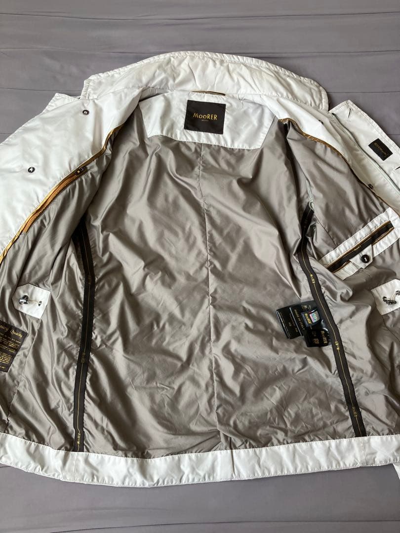 5回利用　ムーレー　48 NABUCCO ナブッコ　アイボリー　オフホワイト　L