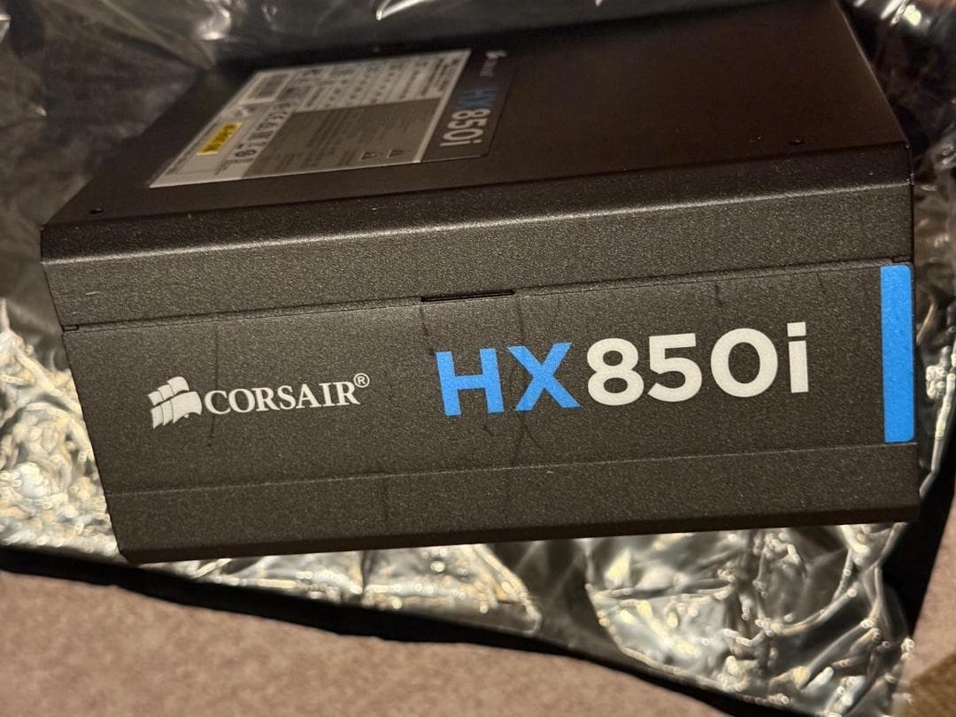 CORSAIR HX850i 80PLUS PLATINUM 12VHPWR付き