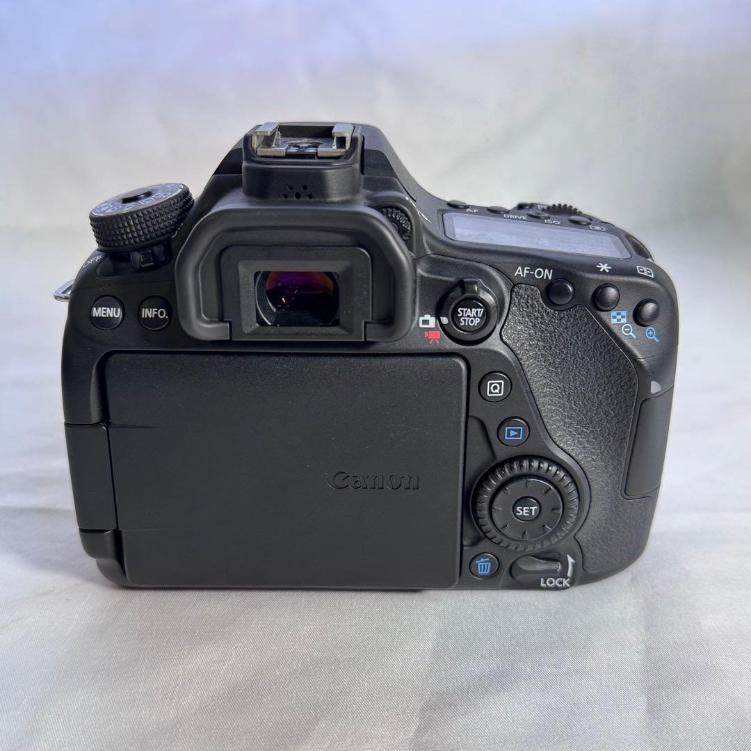 Canon デジタルカメラ EOS 80D ズームレンズ付き 付属品多数！ 美品