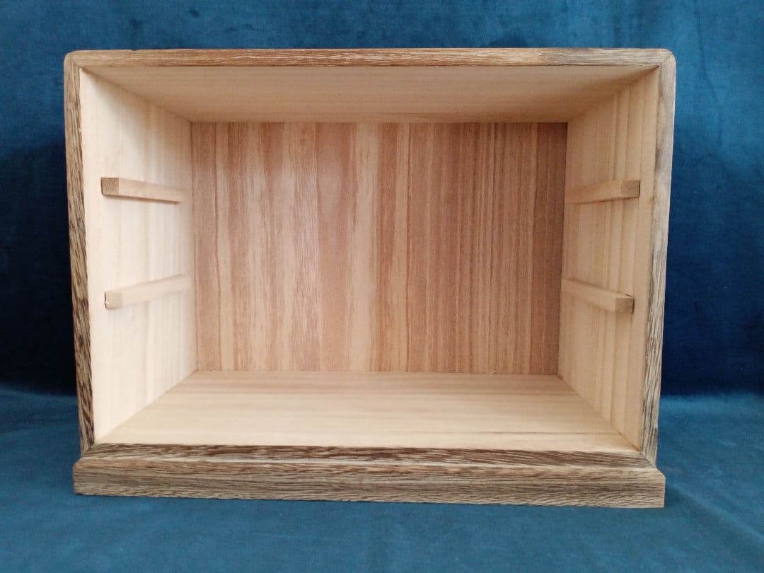 会津　蒔絵小箪笥(三ツ引)　桐工芸　やまごの桐　ミニタンス　3段　和雑貨