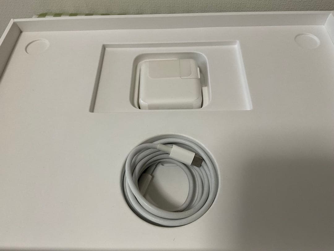 MacBook Air (M1, 2020) 16G￼ USキーモデル