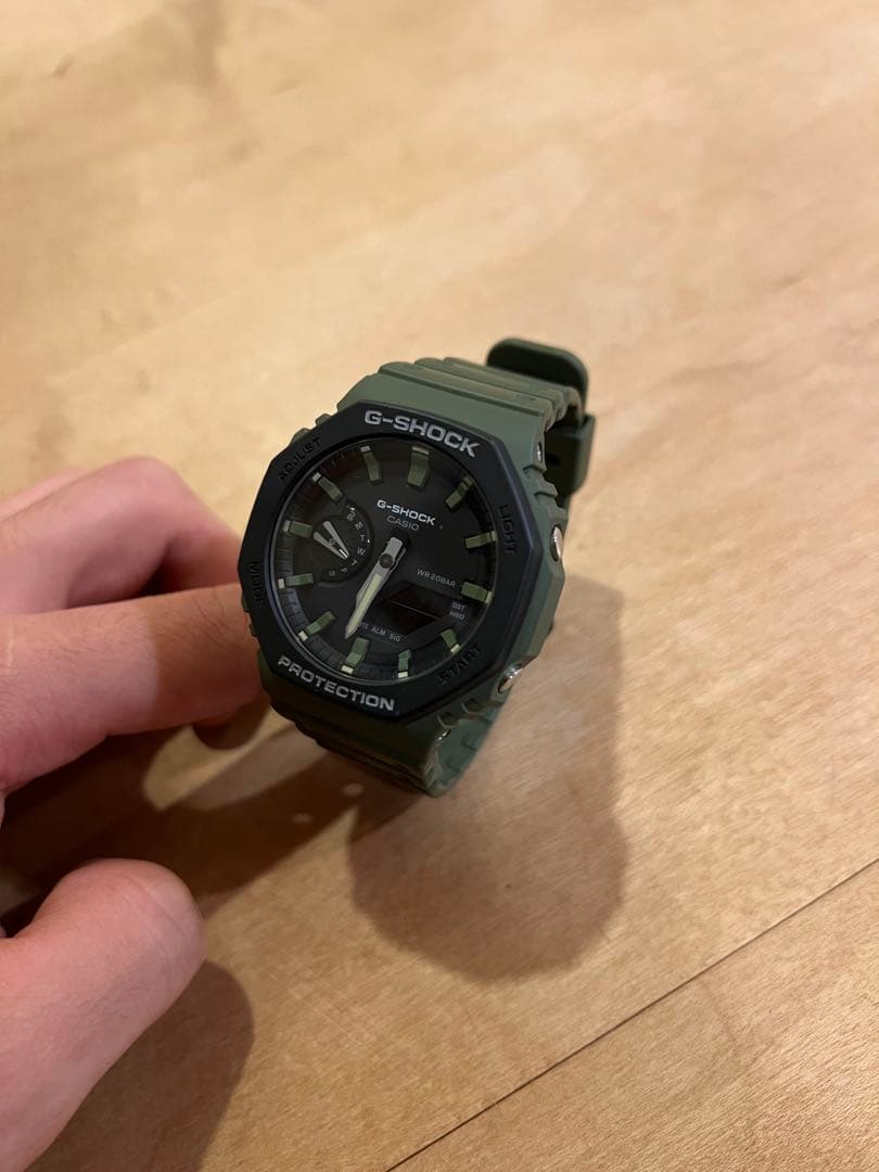 ［美品］G-SHOCK 人気シリーズカシオークGA2100 ミリタリー×ブラック