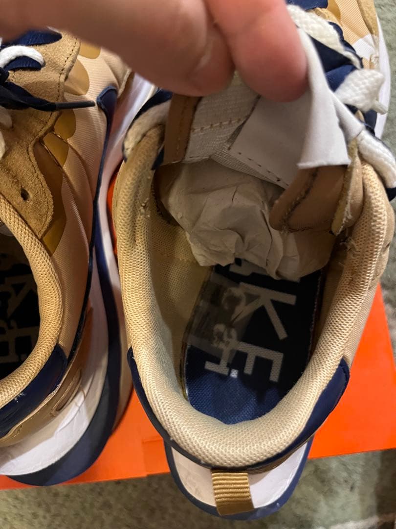 るー。Sacai x Nike Vaporwaffle - Sesame