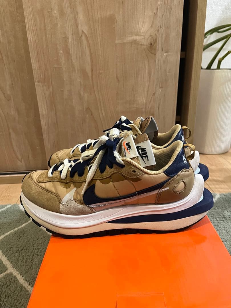 るー。Sacai x Nike Vaporwaffle - Sesame