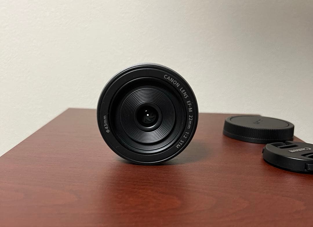 Canon EOS Kiss M ホワイト　ダブルレンズキット