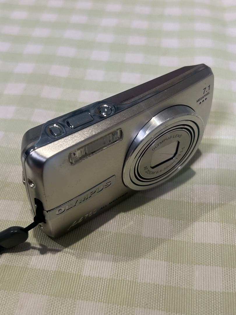 Olympus μ T750 コンパクトデジタルカメラ