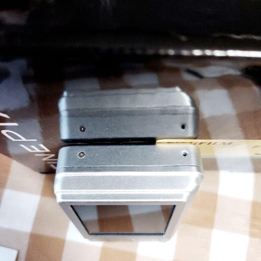 FinePix J10　動作確認済み　デジタルカメラ　富士フイルム　デジカメ