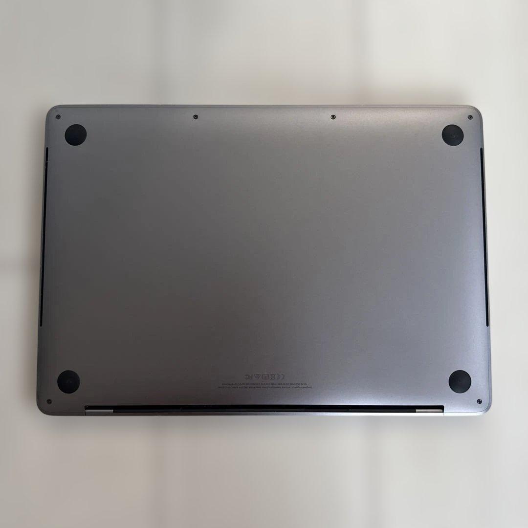 MacBook Pro 13 2018 i5/8GB/250GB 英語配列