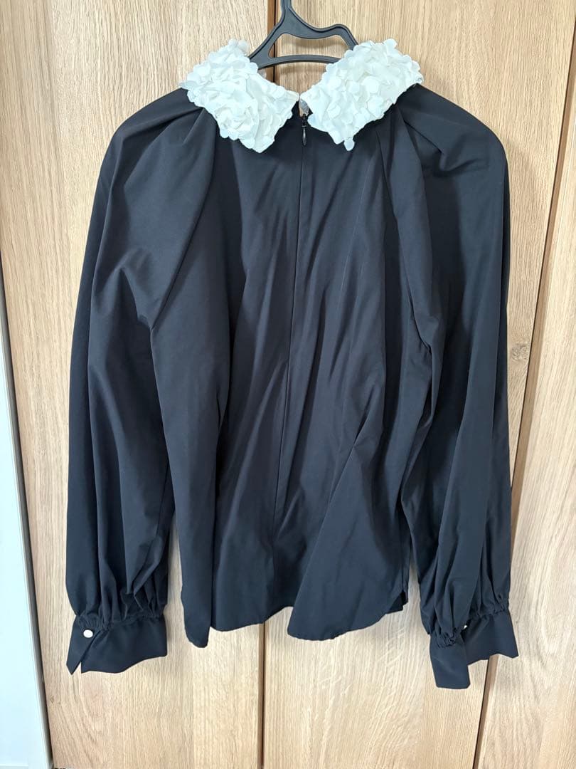 最終お値下げ中！　★美品★アメノチハレ　フラワーブーケブラウス　ブラウス　白襟