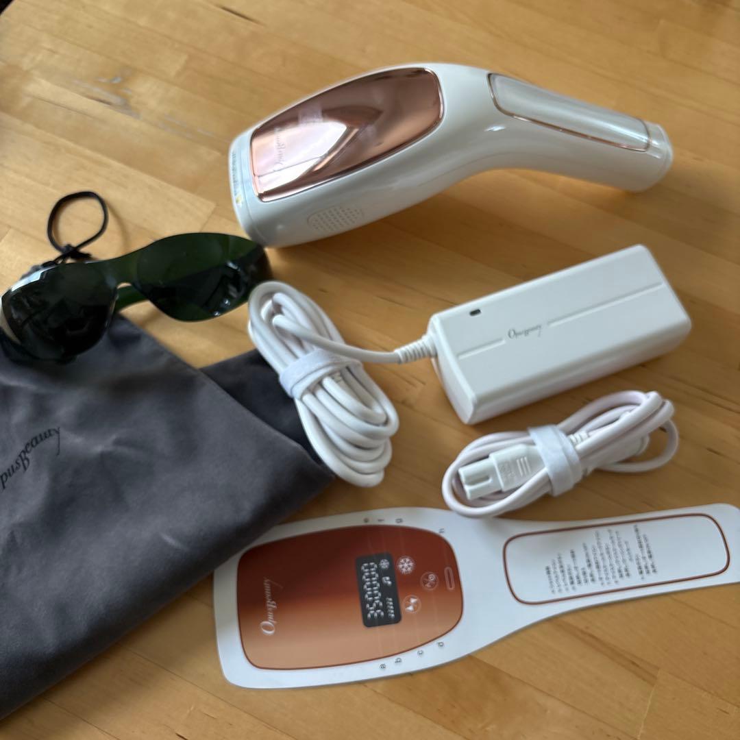 OPUS BEAUTY 03 ピュアホワイト×ローズゴールド