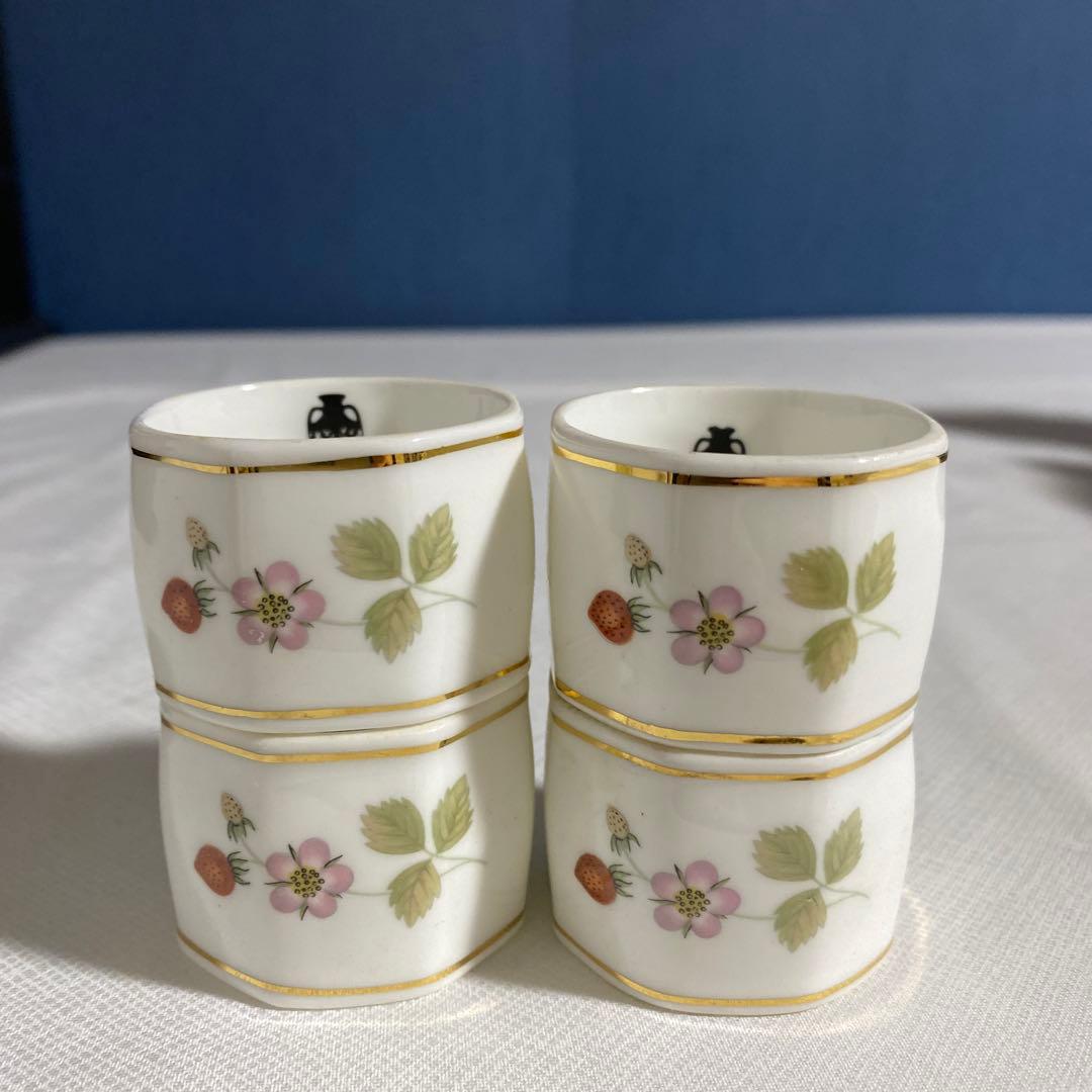 ウェッジウッド ワイルドストロベリー　 ナプキンリング　4個セット　箱付き