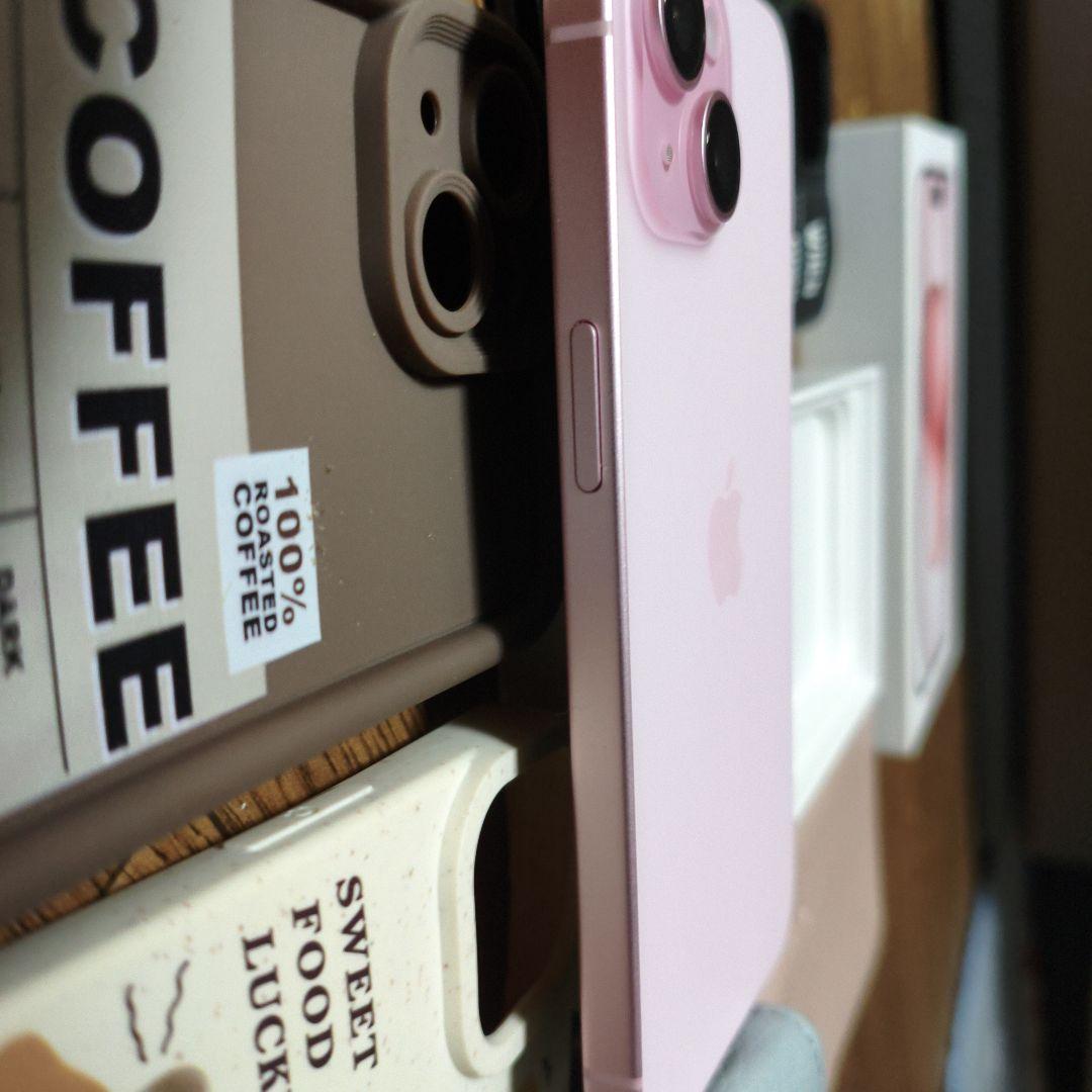 【美品】iPhone15 128GB　SIMフリー おまけ付き