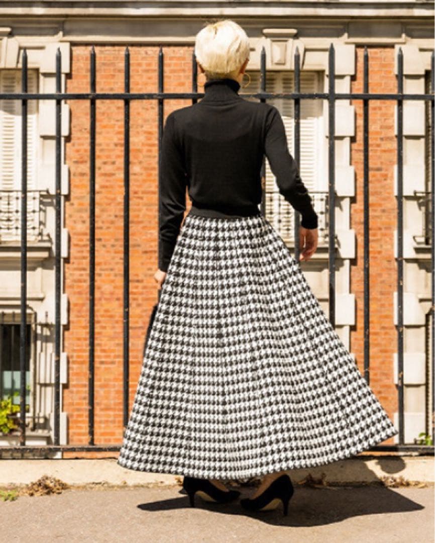 JENNE ジェンヌ　ボリュームフレアニットスカート