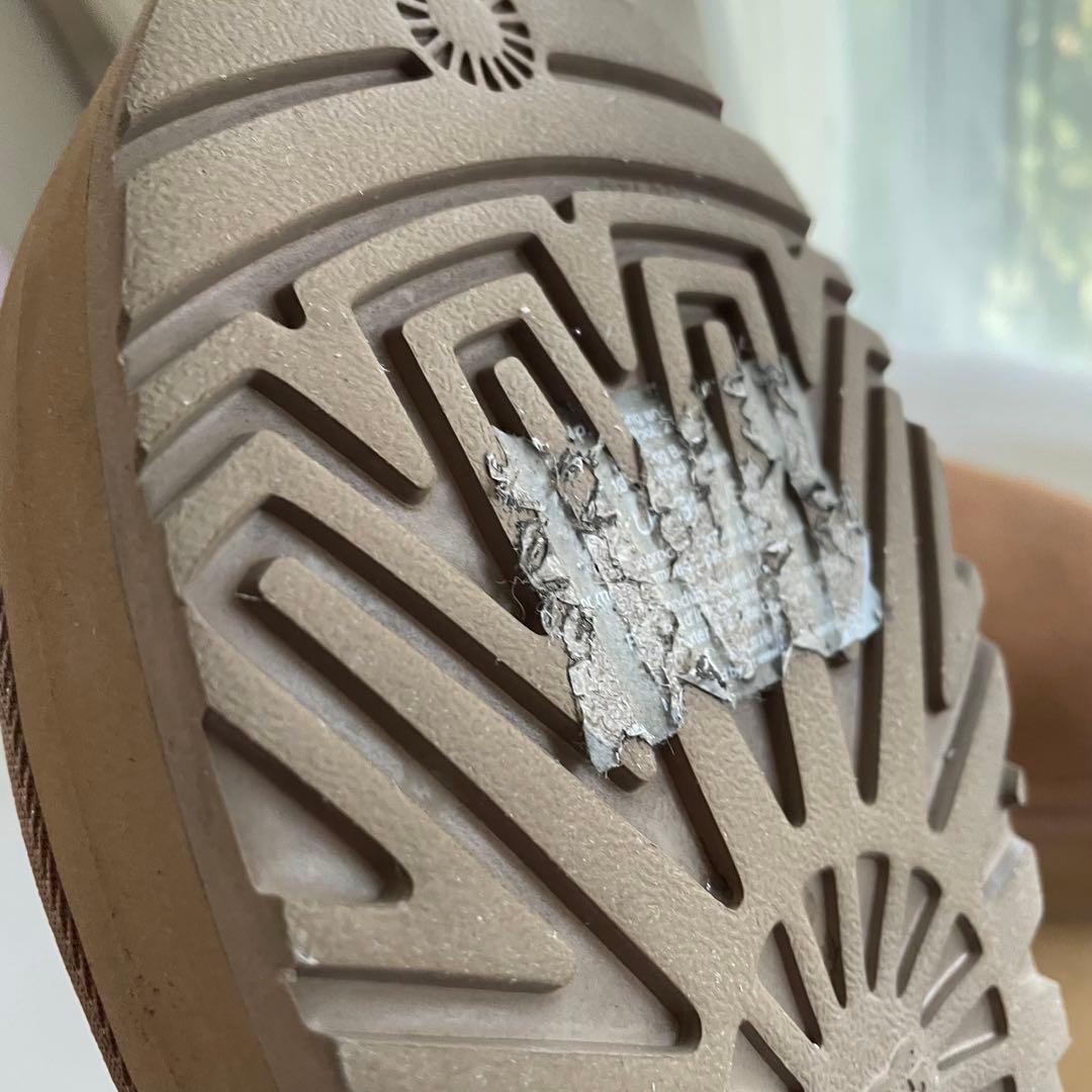 美品 UGG アグ　厚底ブーツ　アグ ニューメル プラットフォーム 8サイズ