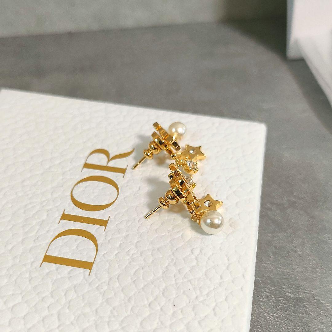 Dior ディオール ピアス ゴールド