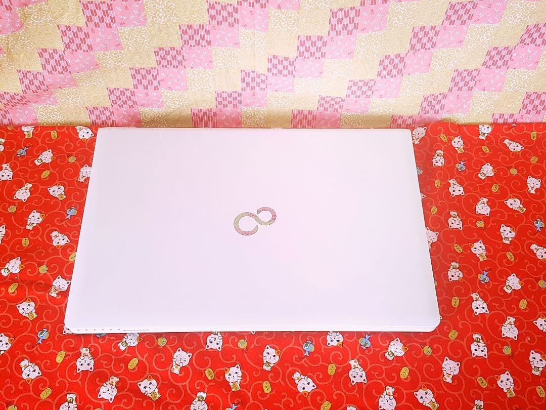 新Win11/メモリ8GB/新品SSD256GB/2017年式/LIFEBOOK